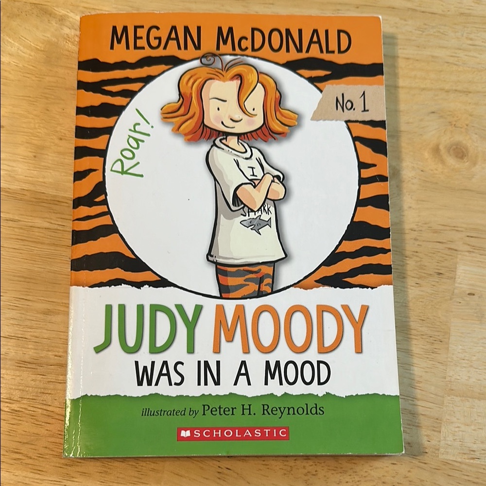 5/$10 Scholastic Judy Moody Book with Orange and Green Cover